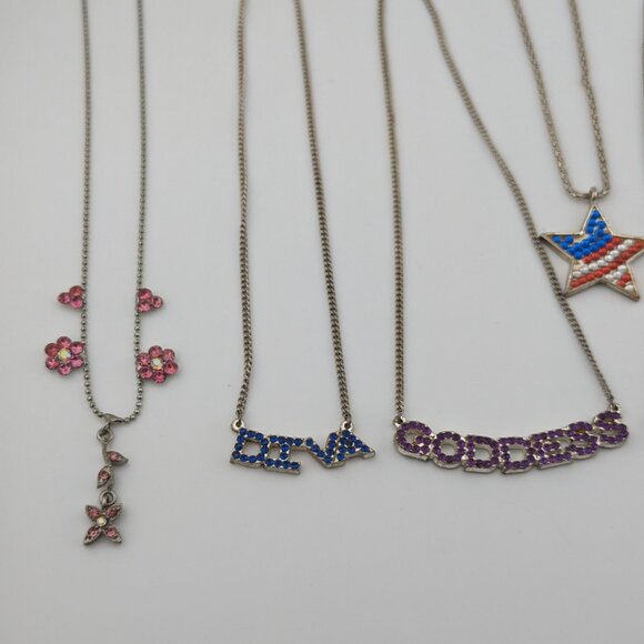 Bundle of 7 Necklaces - Picture 2 of 10